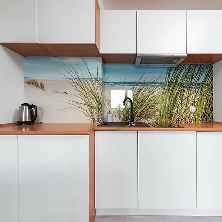 Sea Side Apartment *